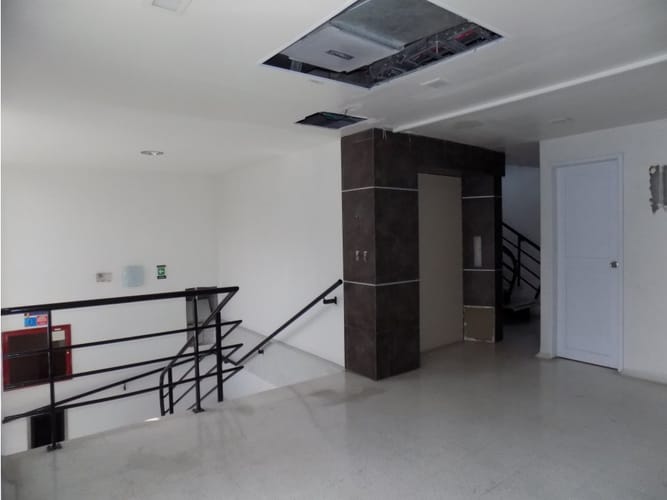 Edificio en venta en Palermo, Manizales, 876 m² · foto 15 de 24
