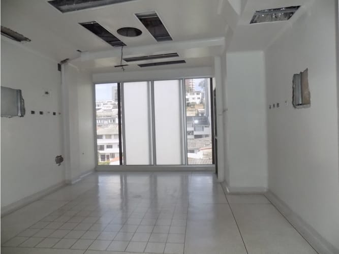 Edificio en venta en Palermo, Manizales, 876 m² · foto 16 de 24
