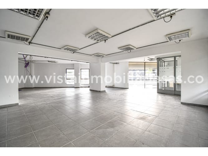 Local en venta en El Centro, Manizales, 300 m² · foto 7 de 23