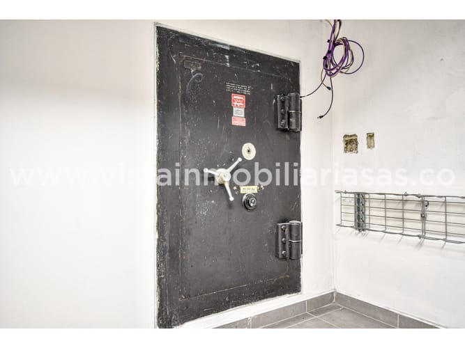 Local en venta en El Centro, Manizales, 300 m² · foto 14 de 23