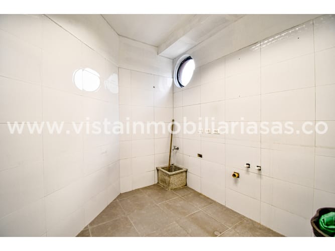 Local en venta en El Centro, Manizales, 300 m² · foto 23 de 23