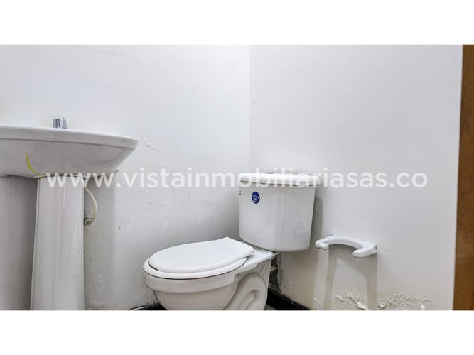 Local en arriendo en Cable, Manizales, 33 m² · foto 2 de 5