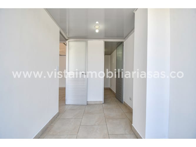 Local en venta en Colombia, Manizales, 70 m² · foto 5 de 8