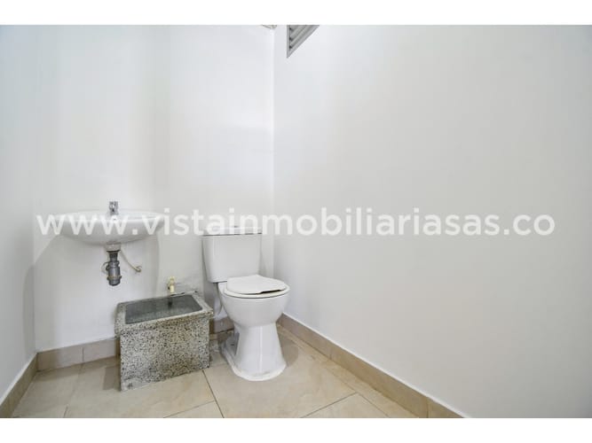 Local en venta en Colombia, Manizales, 70 m² · foto 8 de 8