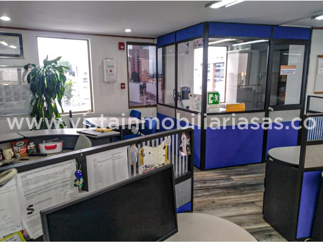 Oficina en venta en Palogrande, Manizales, 56 m² · foto 2 de 19