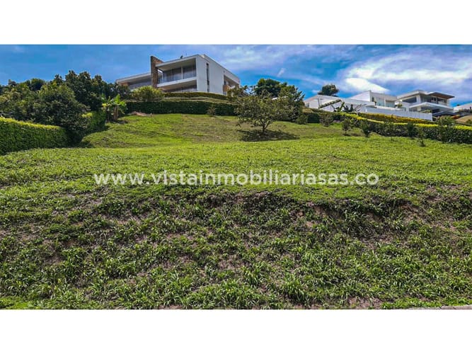 Lote en venta en Las Pavas, Manizales, 1800 m² · foto 2 de 12