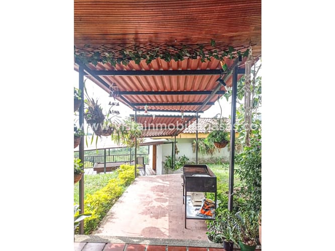 Finca en venta en La Linda Parte, Manizales, 380 m² · foto 12 de 24