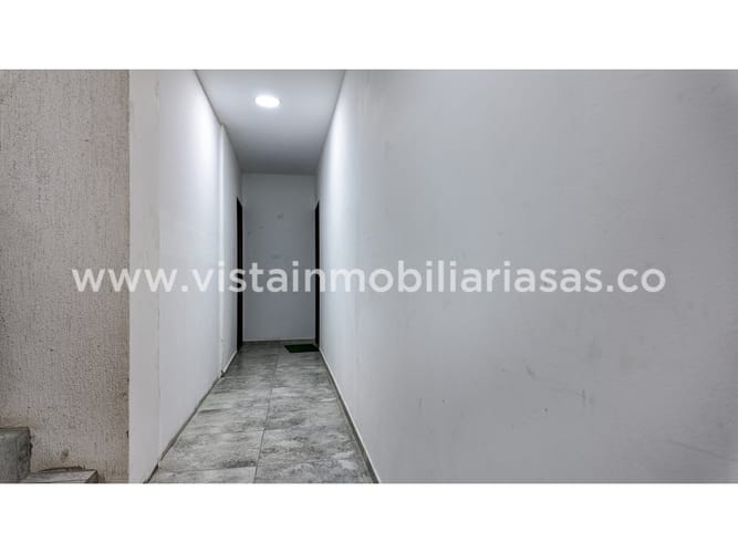 Edificio en venta en El Centro, Manizales, 1860 m² · foto 4 de 8
