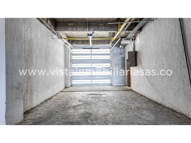 Edificio en venta en El Centro, Manizales, 1860 m² · foto 6 de 8
