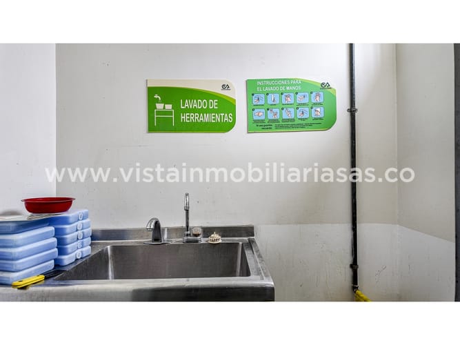 Edificio en venta en La Arboleda, Manizales, 1676 m² · foto 4 de 7