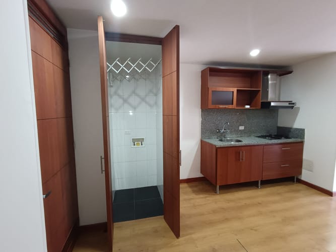 Apartaestudio en venta en Chapinero Alto, Bogotá, 30 m² · foto 10 de 14