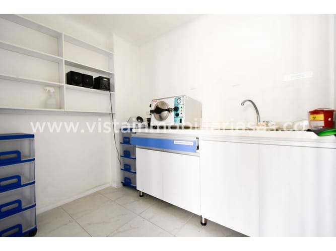 Local en venta en El Centro, Manizales, 216 m² · foto 13 de 23