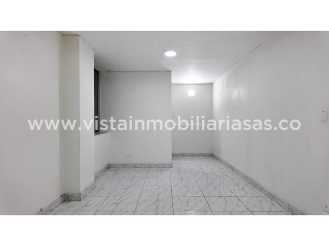 Consultorio en arriendo en Avenida Santander, Manizales, 20 m² · foto 2 de 3