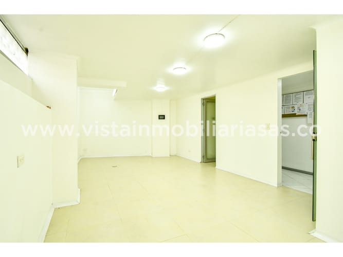 Consultorio en venta en Versalles, Manizales, 24 m² · foto 3 de 6