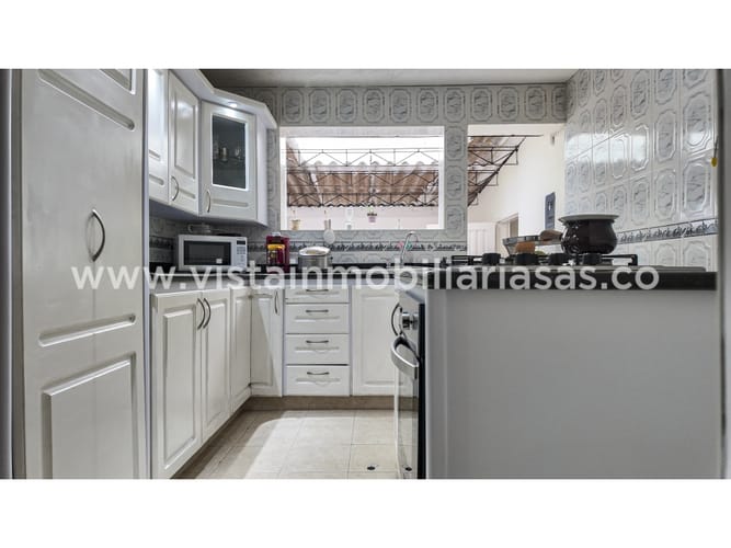 Finca en venta en La Francia, Manizales, 350 m² · foto 8 de 24
