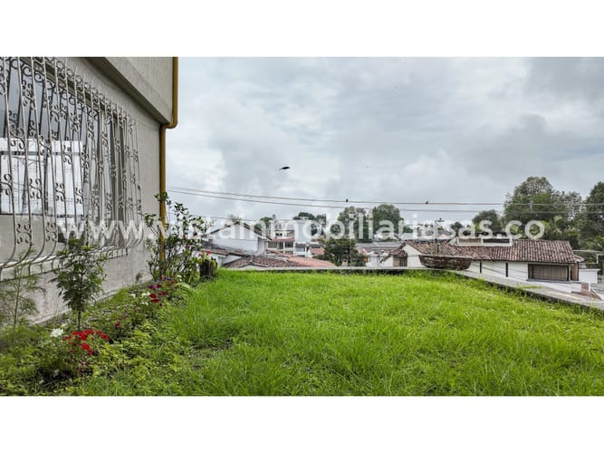 Finca en venta en La Francia, Manizales, 350 m² · foto 17 de 24