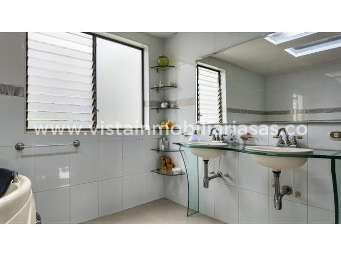 Finca en venta en La Francia, Manizales, 350 m² · foto 24 de 24