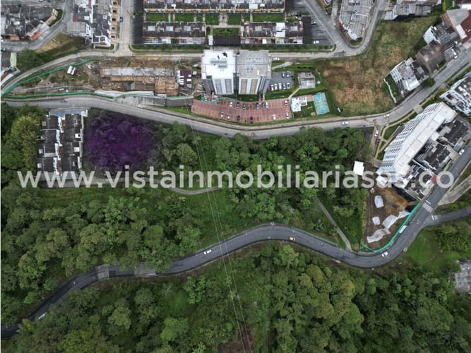 Lote en venta en La Francia, Manizales, 1900 m² · foto 2 de 5