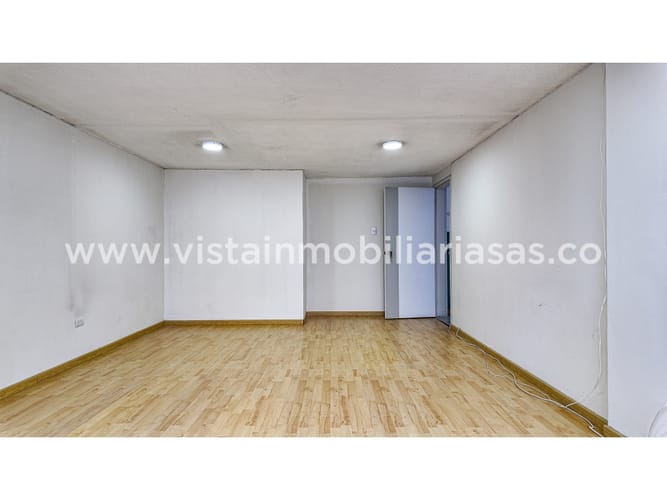 Oficina en arriendo en Los Rosales, Manizales, 25 m² · foto 3 de 3