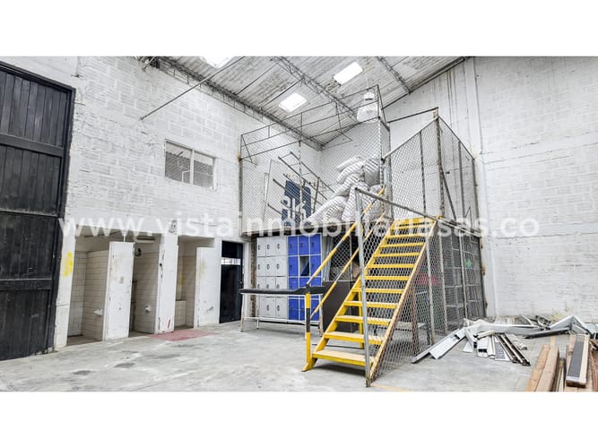 Bodega en arriendo en Malteria, Manizales, 498 m² · foto 2 de 13