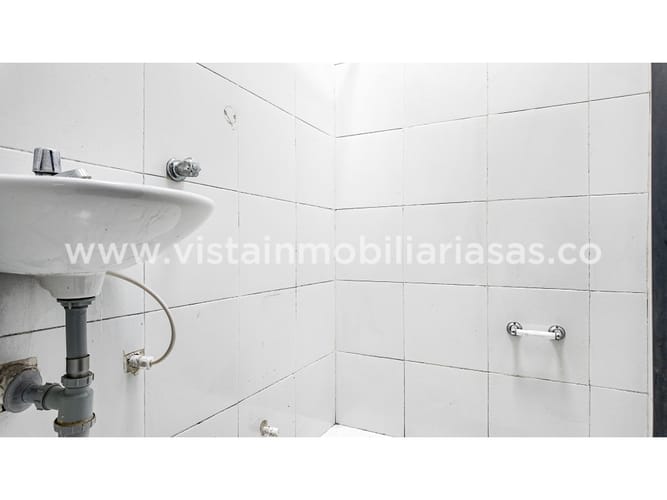 Bodega en arriendo en Malteria, Manizales, 498 m² · foto 12 de 13