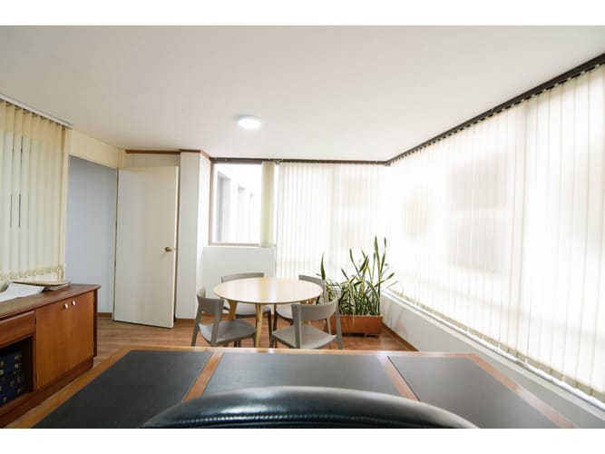Oficina en venta en Palogrande, Manizales, 36 m² · foto 5 de 9