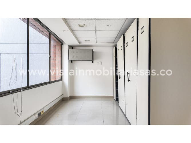 Oficina en arriendo en El Centro, Manizales, 223 m² · foto 12 de 21