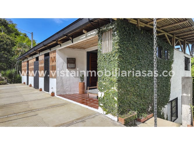 Finca en venta en San Peregrino, Manizales, 300 m² · foto 2 de 24