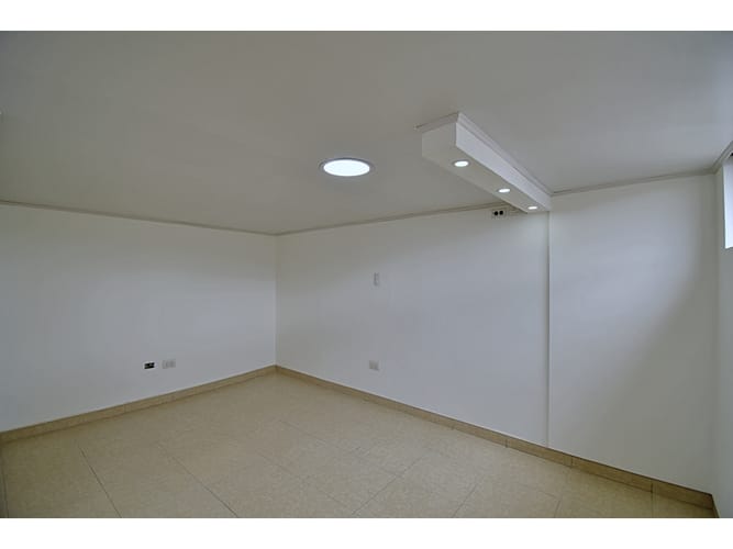 Consultorio en arriendo en Los Rosales, Manizales, 25 m² · foto 4 de 7