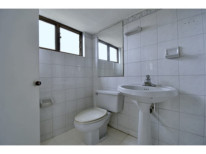 Consultorio en arriendo en Los Rosales, Manizales, 25 m² · foto 5 de 7