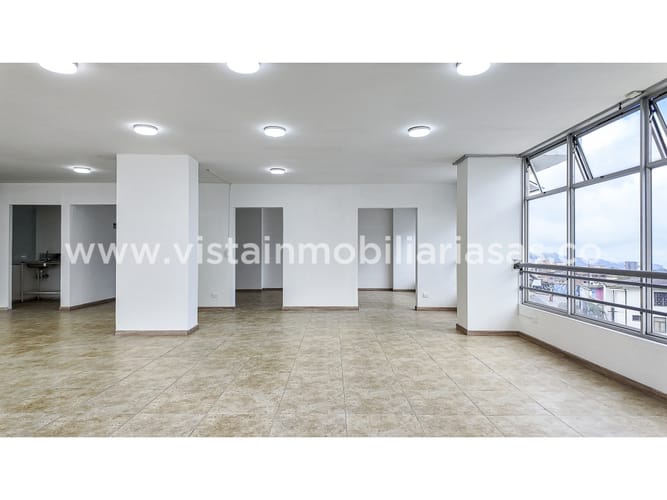 Local en venta en Avenida Santander, Manizales, 120 m² · foto 2 de 12