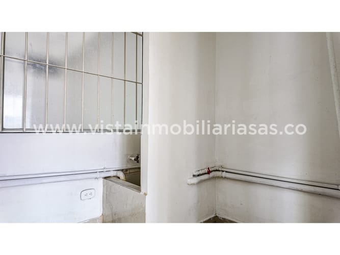 Local en venta en Avenida Santander, Manizales, 120 m² · foto 8 de 12