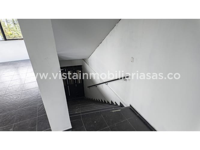 Edificio en arriendo en Milan, Manizales, 255 m² · foto 8 de 24