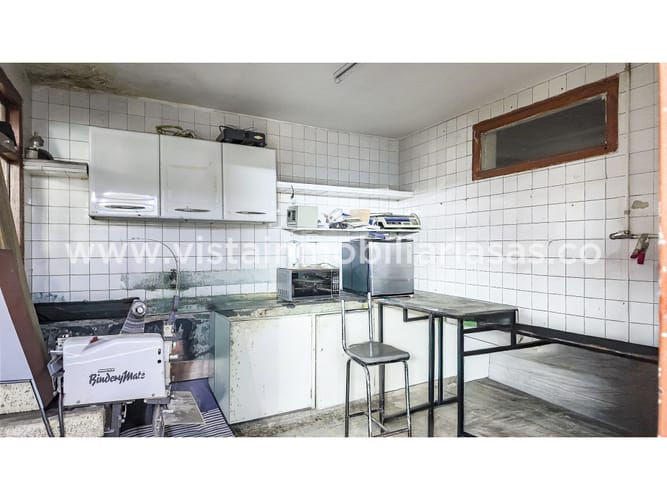 Local en venta en El Centro, Manizales, 120 m² · foto 2 de 3