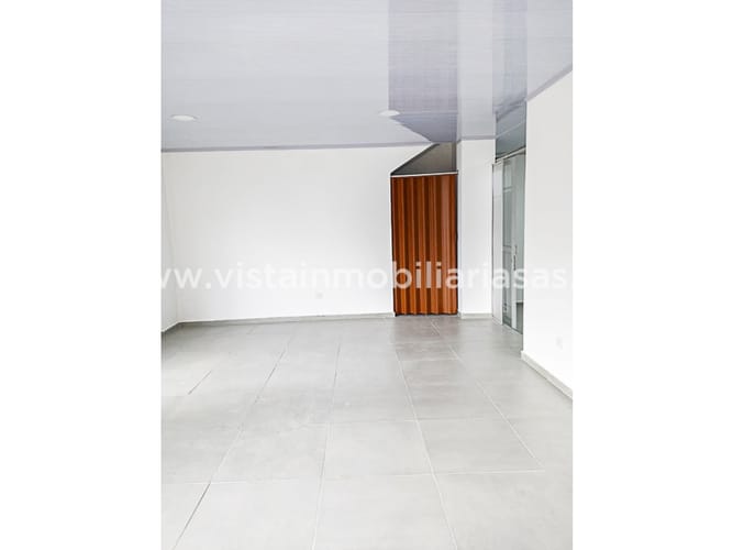 Local en arriendo en La Argentina, Manizales, 44 m² · foto 2 de 5