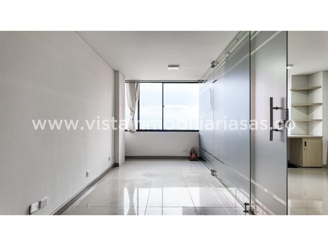 Oficina en arriendo en El Centro, Manizales, 35 m² · foto 4 de 7