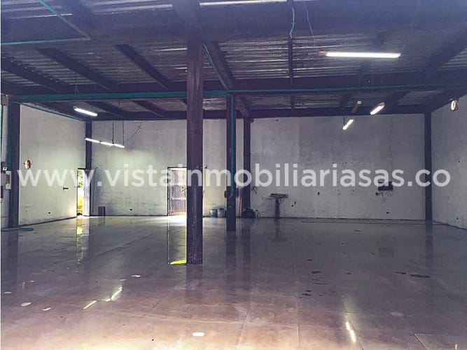 Bodega en arriendo en La Florida, Manizales, 300 m² · foto 3 de 4