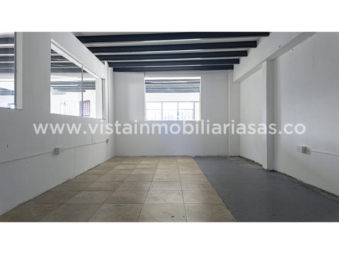 Local en arriendo en Versalles, Manizales, 320 m² · foto 4 de 12