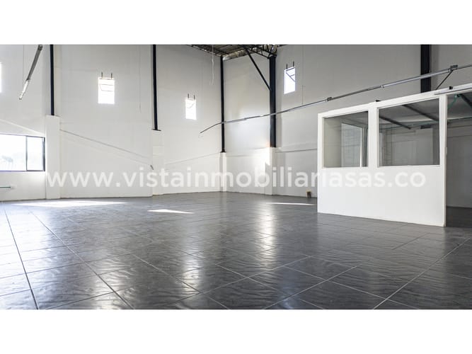 Local en arriendo en Versalles, Manizales, 320 m² · foto 5 de 12