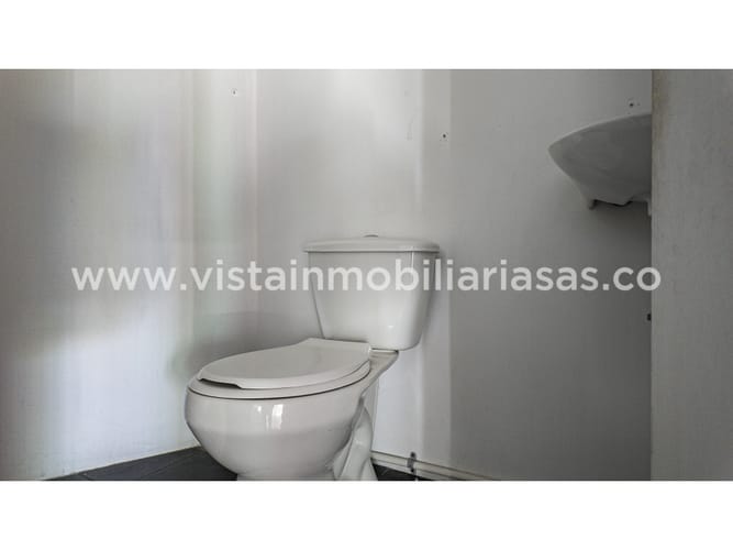 Local en arriendo en Versalles, Manizales, 320 m² · foto 12 de 12