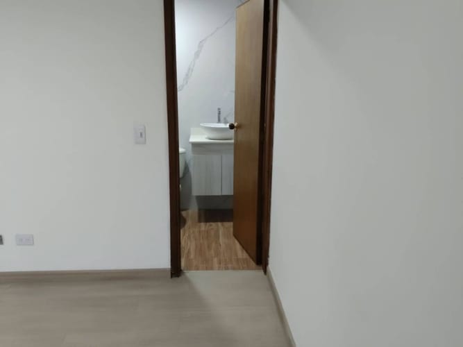 Apartamento de 2 alcobas en arriendo en San Jose Del Prado, Bogotá, 90 m² · foto 13 de 20