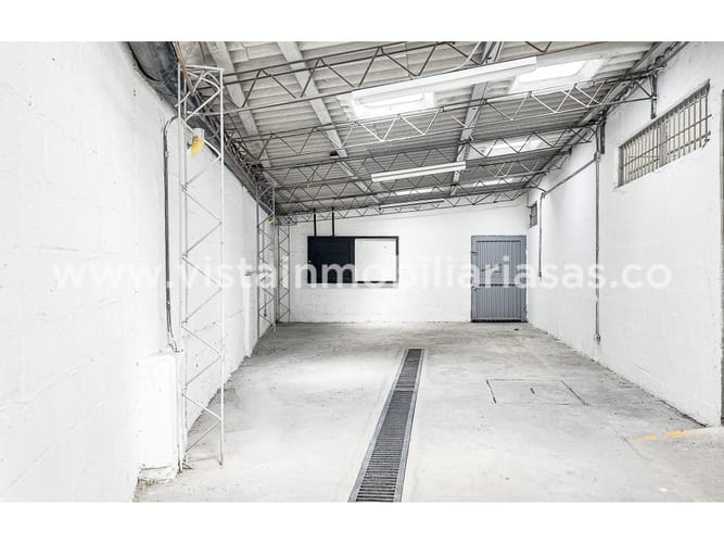 Bodega en arriendo en El Tablazo, Manizales, 880 m² · foto 7 de 13
