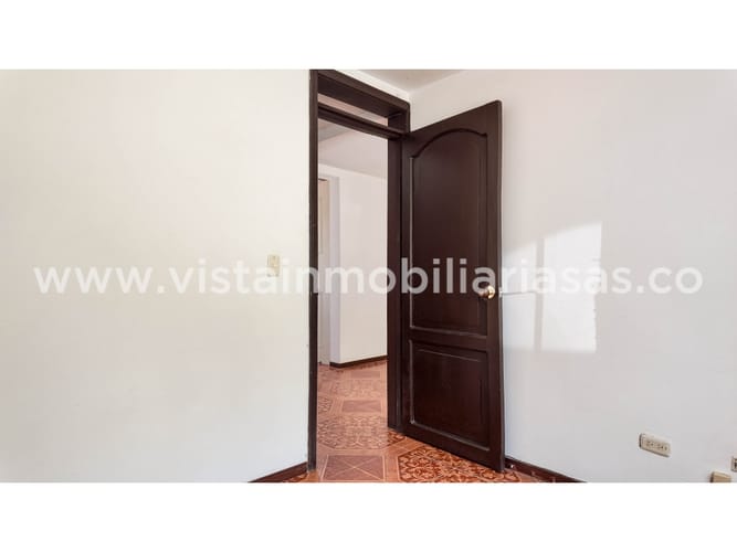 Casa de 3 alcobas en venta en Zona Industrial, Manizales, 120 m² · foto 10 de 24