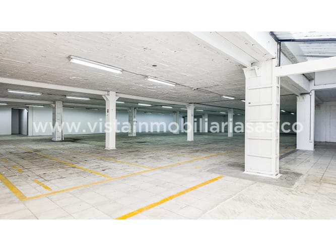 Bodega en arriendo en El Tablazo, Manizales, 880 m² · foto 8 de 13