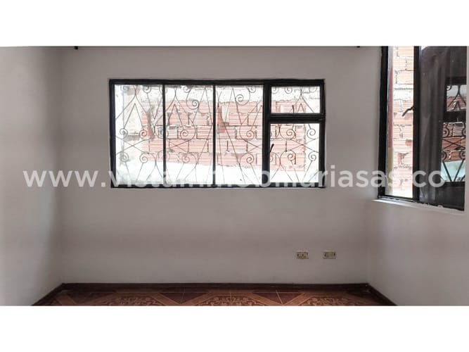 Casa de 3 alcobas en venta en Zona Industrial, Manizales, 120 m² · foto 20 de 24