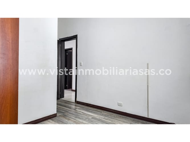 Casa de 9 alcobas en venta en Belen, Manizales, 216 m² · foto 19 de 24