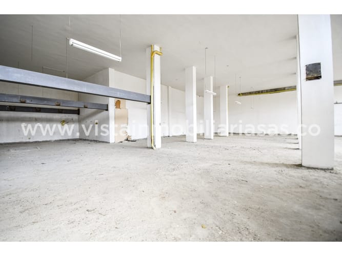 Local en venta en Alta Suiza, Manizales, 369 m² · foto 2 de 15
