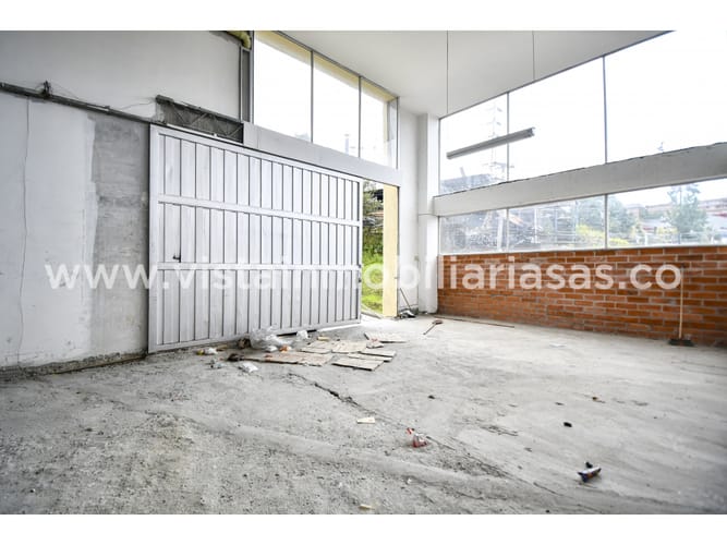 Local en venta en Alta Suiza, Manizales, 369 m² · foto 7 de 15