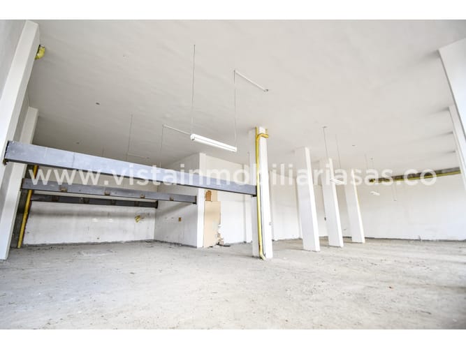 Local en venta en Alta Suiza, Manizales, 369 m² · foto 10 de 15