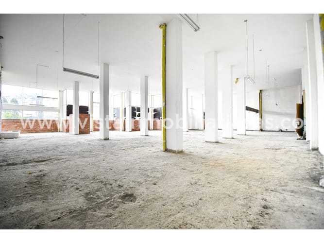 Local en venta en Alta Suiza, Manizales, 369 m² · foto 13 de 15